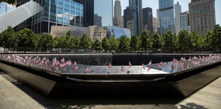 Оскверниха паметник за жертвите от 11 септември /Фото/